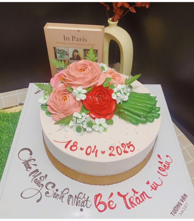 Bánh kem cho  Bé Trai Bé Gái TG