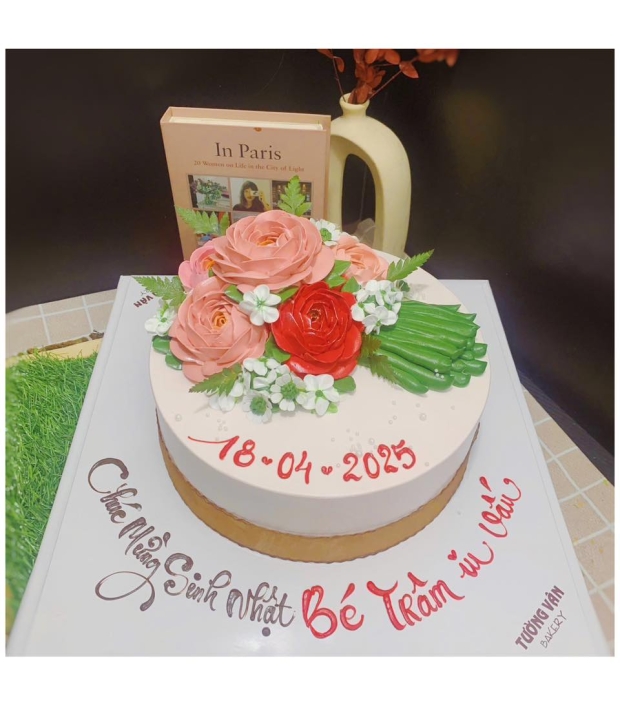 Bánh kem cho  Bé Trai Bé Gái TG